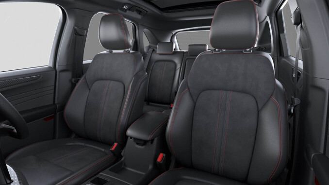 Ford Kuga 2.5 PHEV ST-Line X Black Package 5dr CVT Estate - Image 5